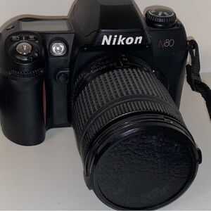 Nikon N80/F80 35mm film camera